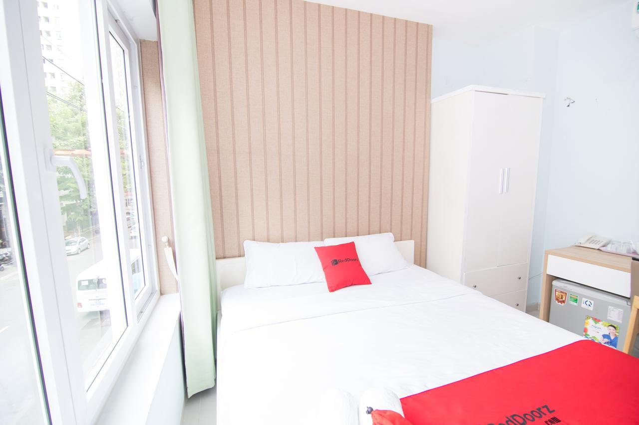 Reddoorz Near Sc Vivocity Mall 2 Ho Chi Minh City Exterior photo