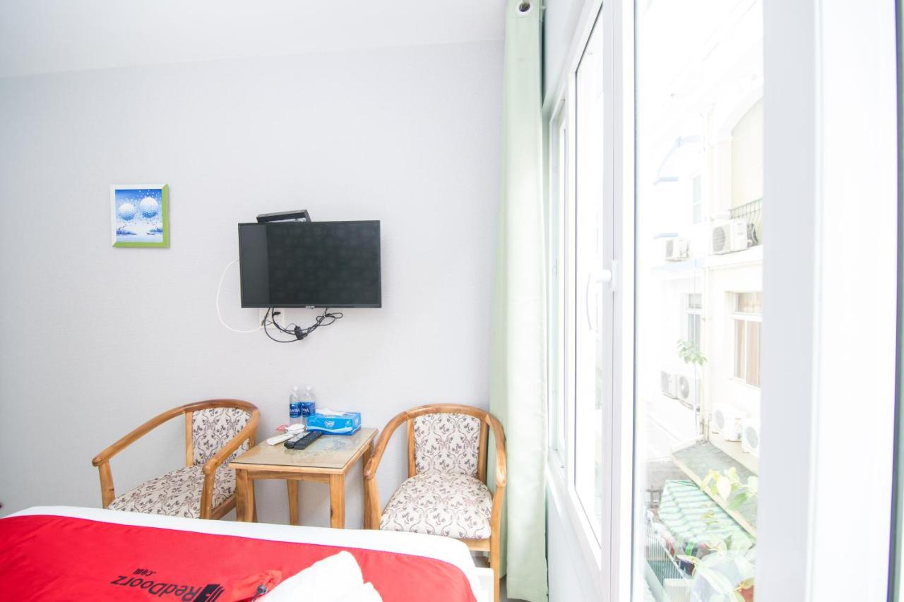 Reddoorz Near Sc Vivocity Mall 2 Ho Chi Minh City Exterior photo