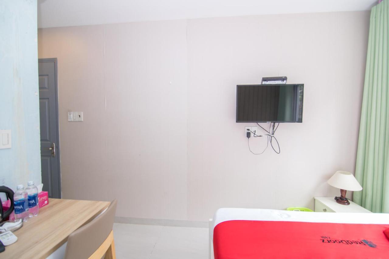 Reddoorz Near Sc Vivocity Mall 2 Ho Chi Minh City Exterior photo